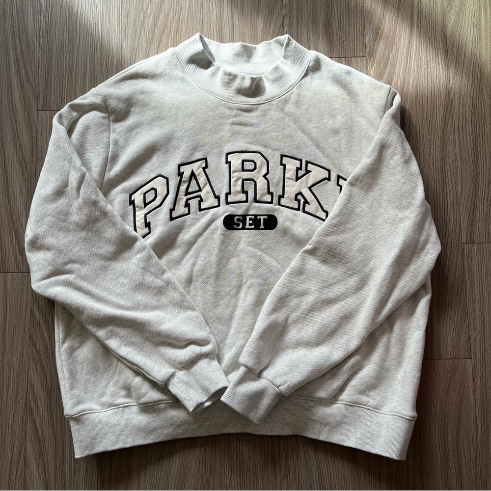 Parke x Set Active Gray Mockneck Sweatshirt (Size L/XL)